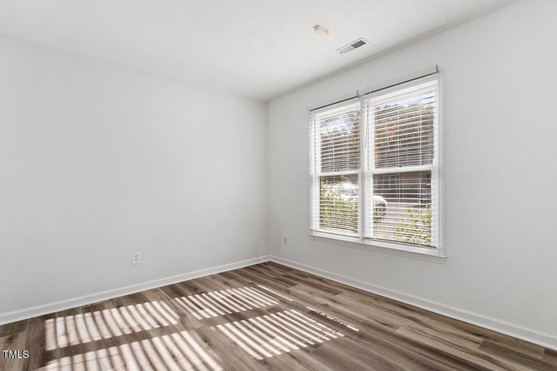 14 Stone Village Ct, Durham, NC 27704