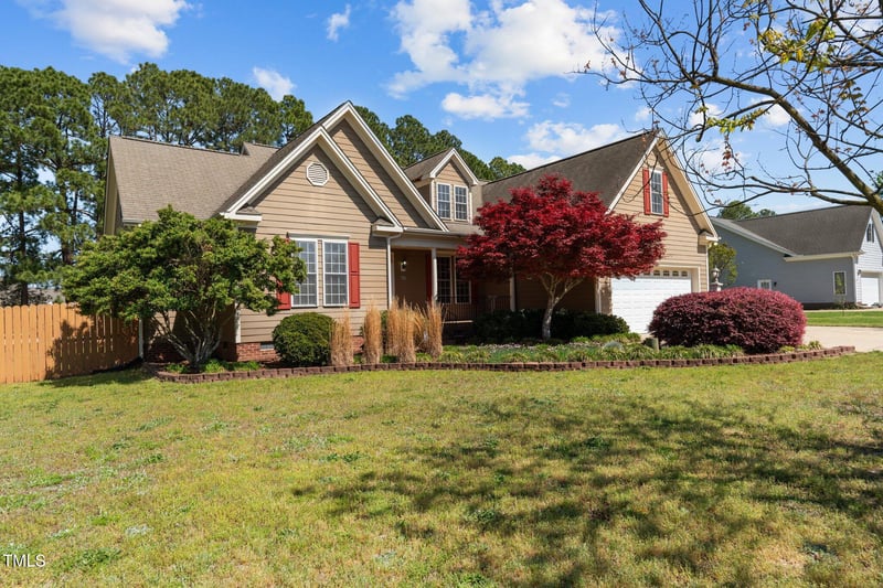 140 Adams Pointe Ct, Angier, NC 27501