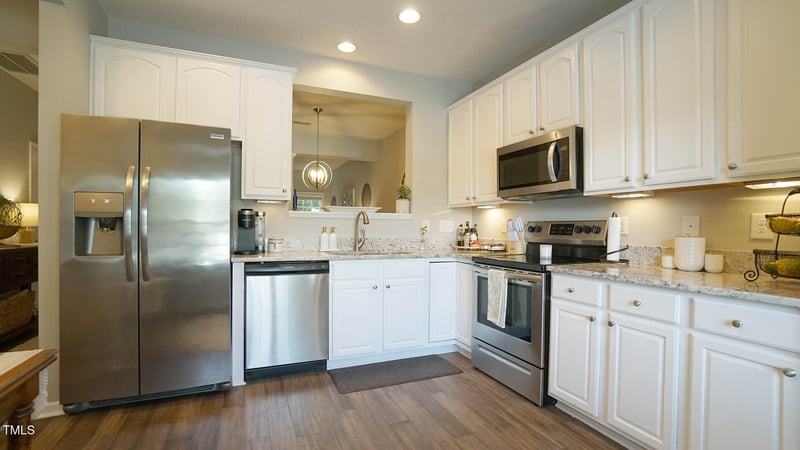 140 Anterbury Dr, Apex, NC 27502