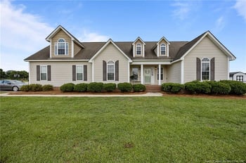 140 Bagley Ln, Dunn, NC 28334