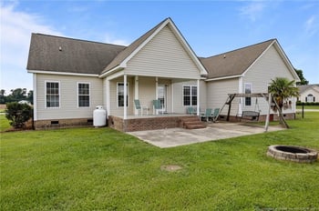 140 Bagley Ln, Dunn, NC 28334