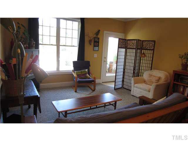 140 W Barbee Chapel Rd #206, Chapel Hill, NC 27517