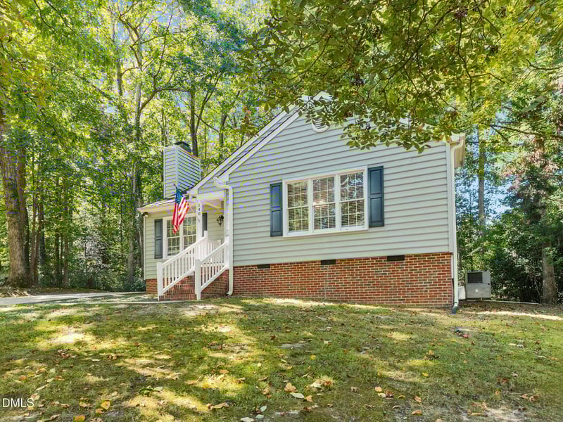 140 Bramble Ct, Youngsville, NC 27596