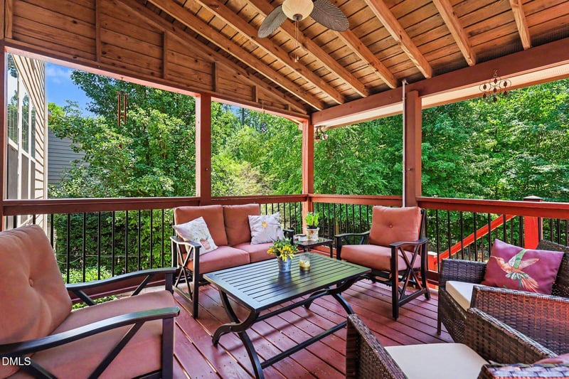 140 Briarfield Dr, Apex, NC 27502