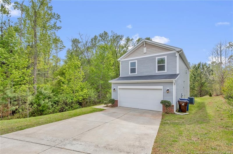 140 Chownings Dr, Sanford, NC 27330