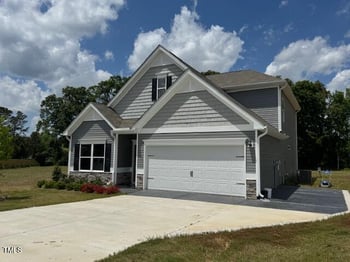 140 Continental Ln, Smithfield, NC 27577