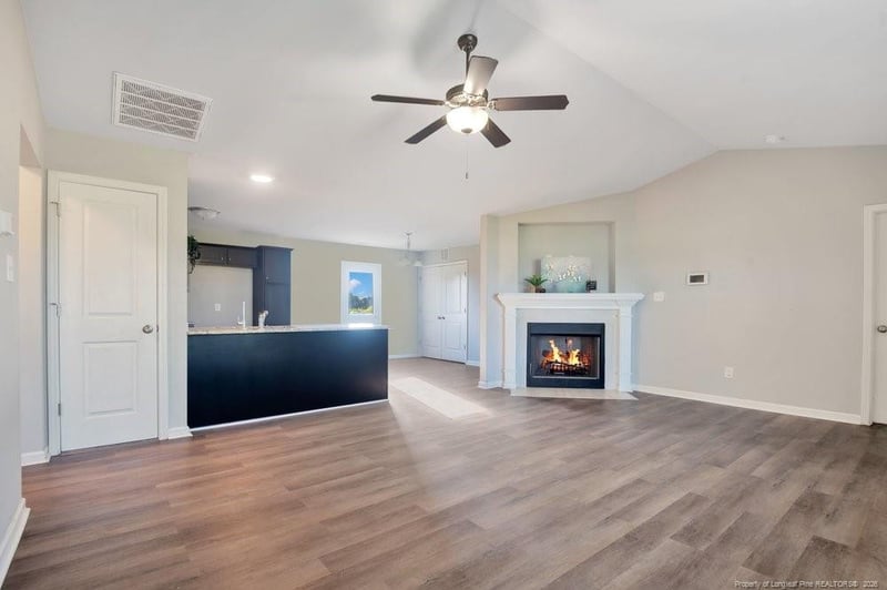 140 Denning Farm Ln, Benson, NC 27504