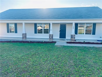 140 Denning Farm Ln, Benson, NC 27504