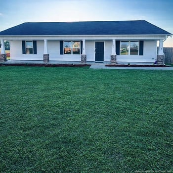 140 Denning Farm Ln, Benson, NC 27504