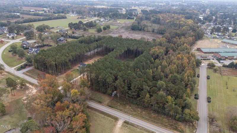140 Dogeye Rd, Benson, NC 27504