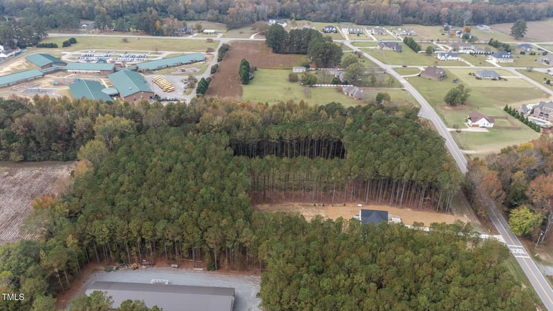 140 Dogeye Rd, Benson, NC 27504