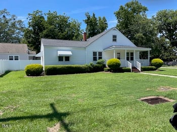 140 Dunn St, Angier, NC 27501