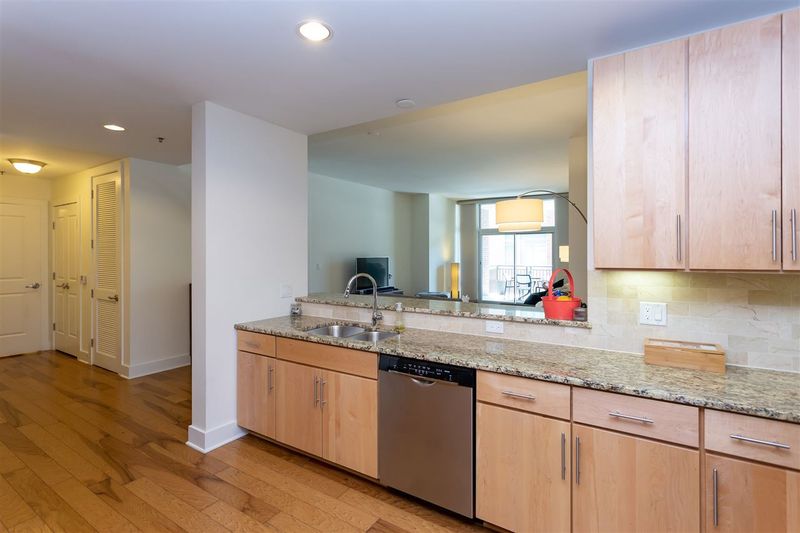 140 W Franklin St #202, Chapel Hill, NC 27516