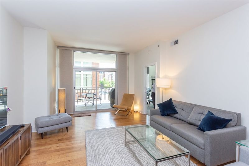 140 W Franklin St #202, Chapel Hill, NC 27516