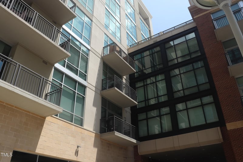 140 Franklin St #429, Chapel Hill, NC 27516