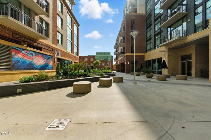 140 Franklin St #429, Chapel Hill, NC 27516