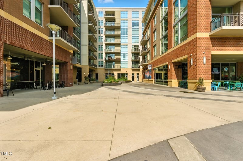 140 Franklin St #429, Chapel Hill, NC 27516