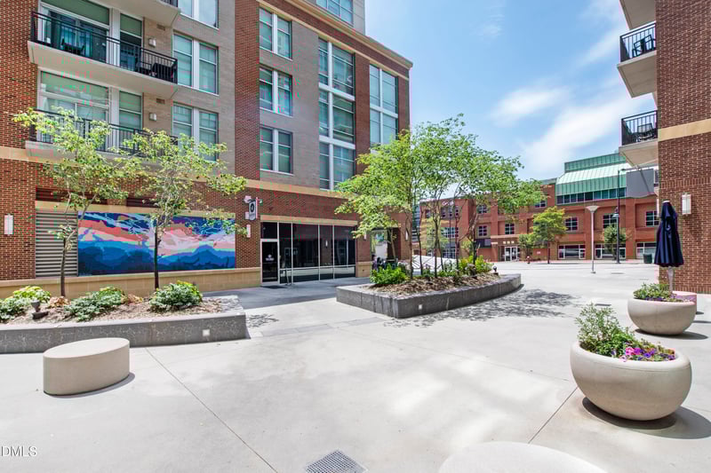 140 Franklin St #703, Chapel Hill, NC 27516