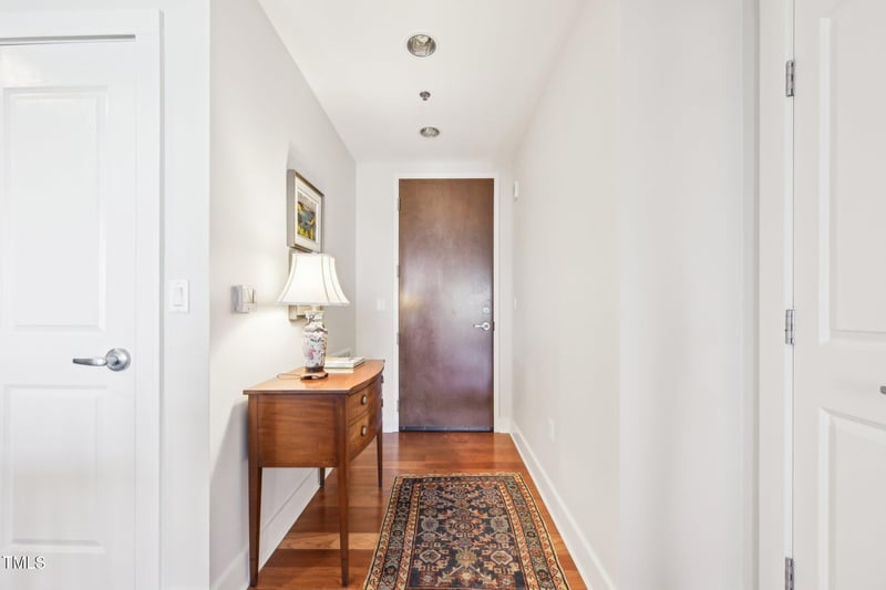 140 Franklin St #807, Chapel Hill, NC 27516