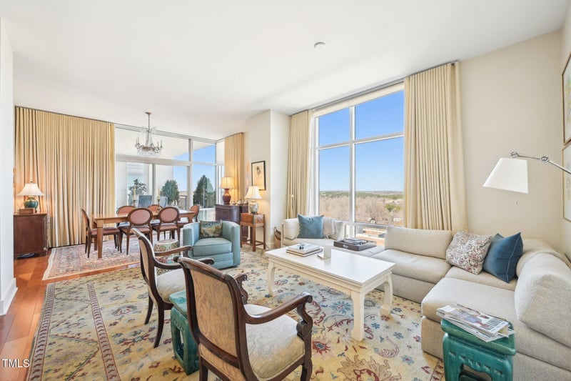 140 Franklin St #807, Chapel Hill, NC 27516