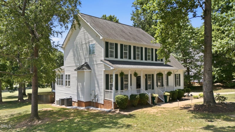 140 Gasper Ct, Clayton, NC 27527