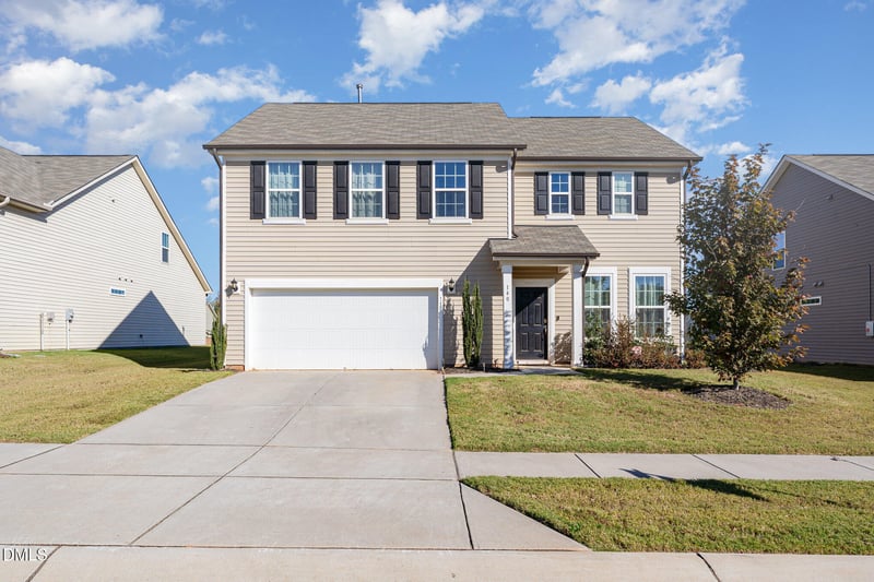 140 Hickory Run Ln, Youngsville, NC 27596