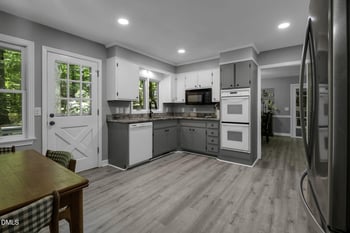 140 Holly Ln, Sanford, NC 27332