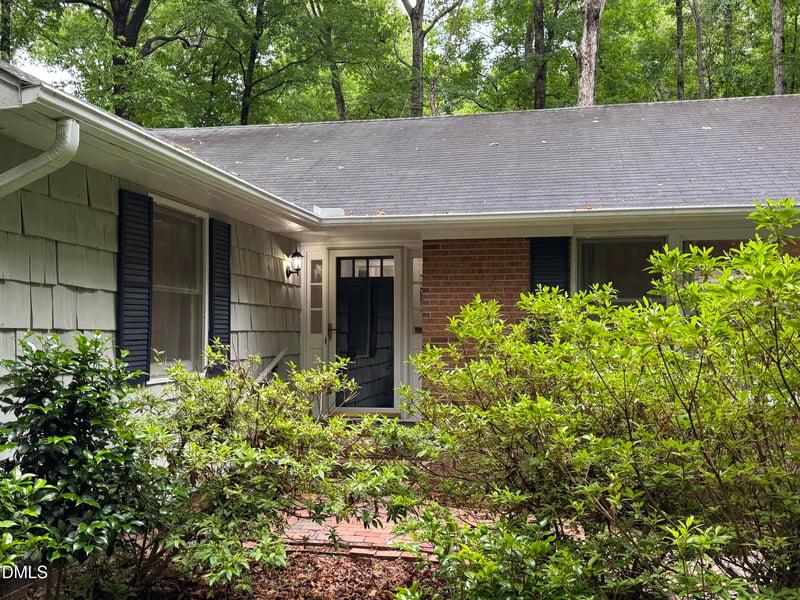 140 Holly Ln, Sanford, NC 27332