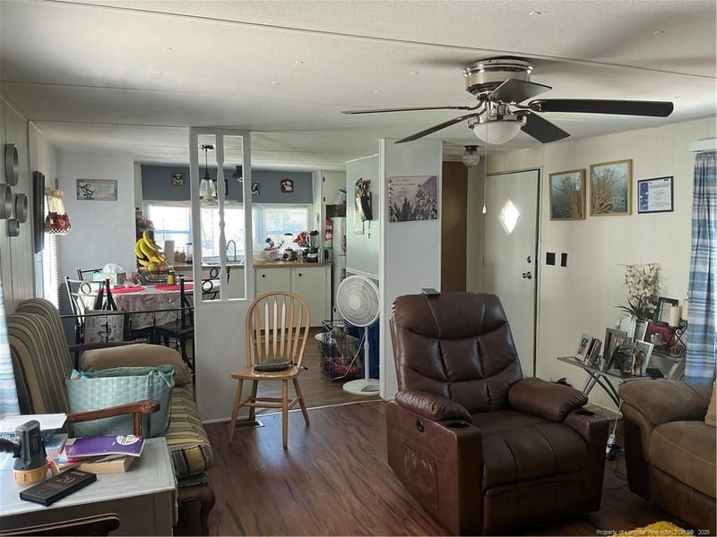 140 Huntsville Cir, Fayetteville, NC 28306