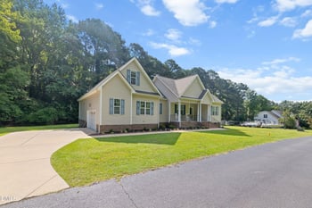 140 Lee Ln, Smithfield, NC 27577