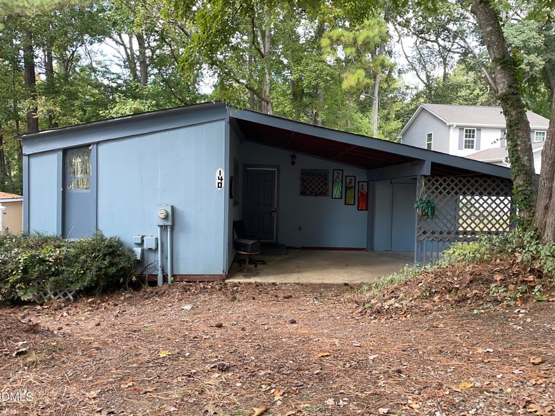 140 Lincoln Ln, Chapel Hill, NC 27516