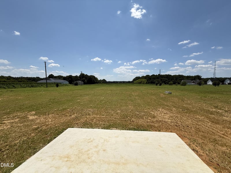 140 Longfield Ct, Dunn, NC 28334