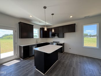 140 Longfield Ct, Dunn, NC 28334