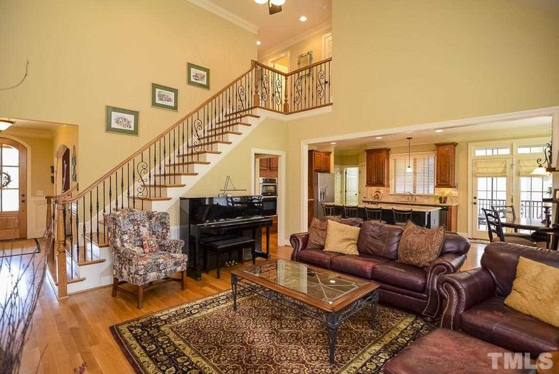 140 Mantle Dr, Clayton, NC 27527