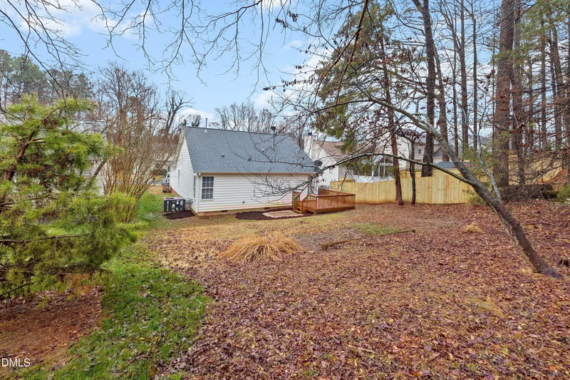 140 Melksham Rd, Wake Forest, NC 27587