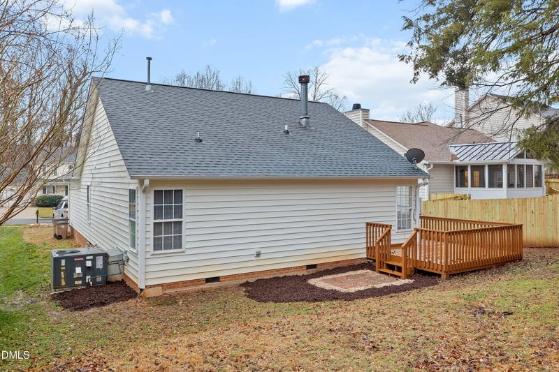 140 Melksham Rd, Wake Forest, NC 27587