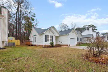 140 Melksham Rd, Wake Forest, NC 27587