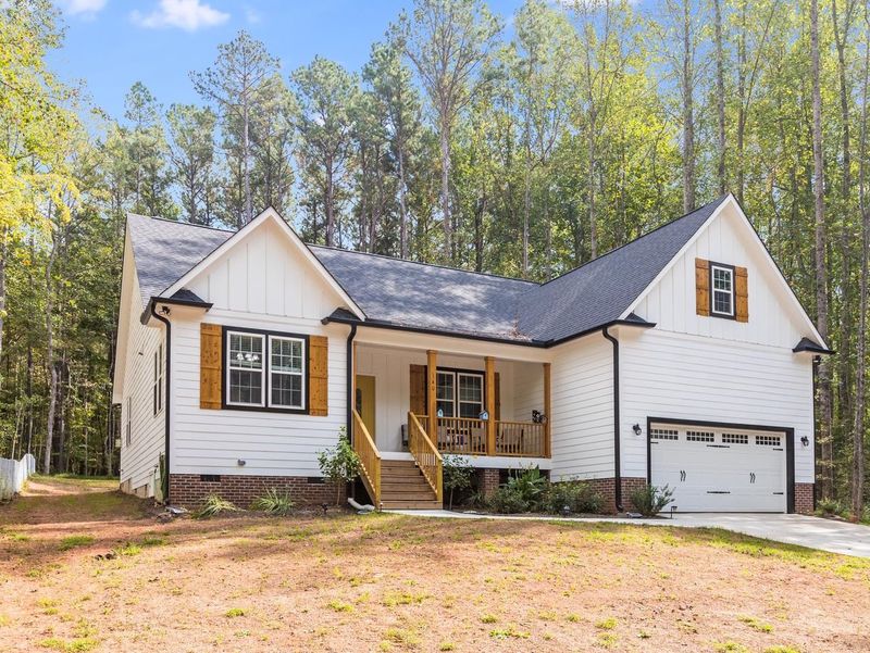 140 Mohawk Dr, Louisburg, NC 27549
