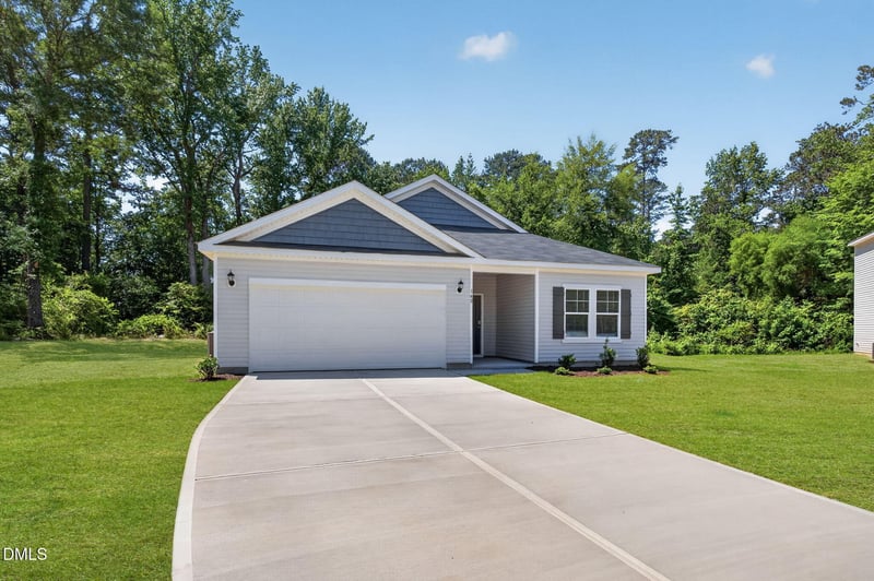 140 Muscovy Dr, Four Oaks, NC 27524