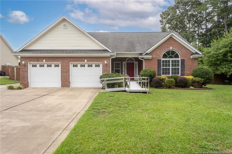 140 Old Gate Rd, Fayetteville, NC 28314