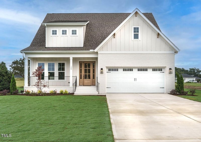 140 Pondhurst Ln, Fuquay Varina, NC 27526