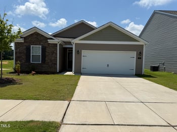 140 Rivercamp St, Clayton, NC 27527