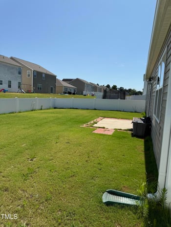 140 Rivercamp St, Clayton, NC 27527