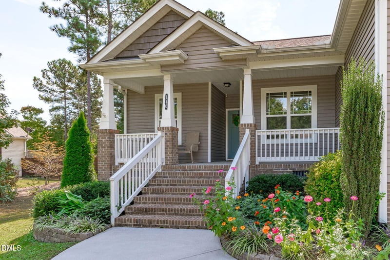140 Saddletree Dr, Franklinton, NC 27525