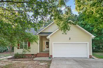 140 Spencers Gate Dr, Youngsville, NC 27596