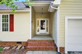 140 Spencers Gate Dr, Youngsville, NC 27596