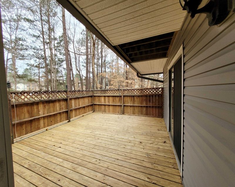 140 Springberry Ln #140, Chapel Hill, NC 27517