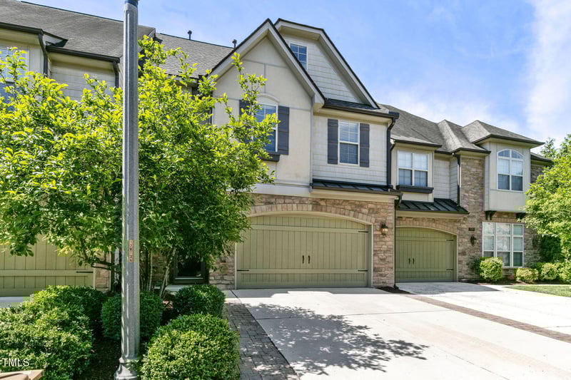140 Sunstone Dr, Cary, NC 27519