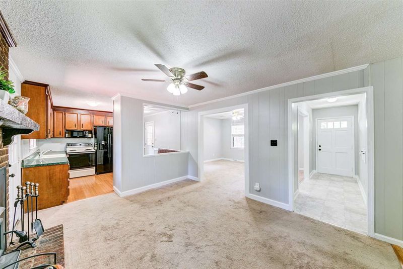 140 Sycamore St, Cary, NC 27513
