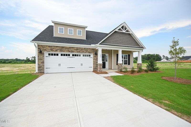 140 Tobacco Barn Dr, Angier, NC 27501